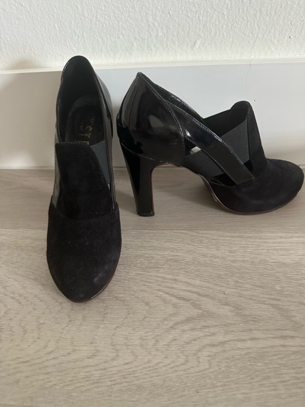 Women's Black Suede Slip-On Heeled Loafers